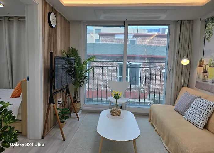 Apartment Gate 303 Seoul